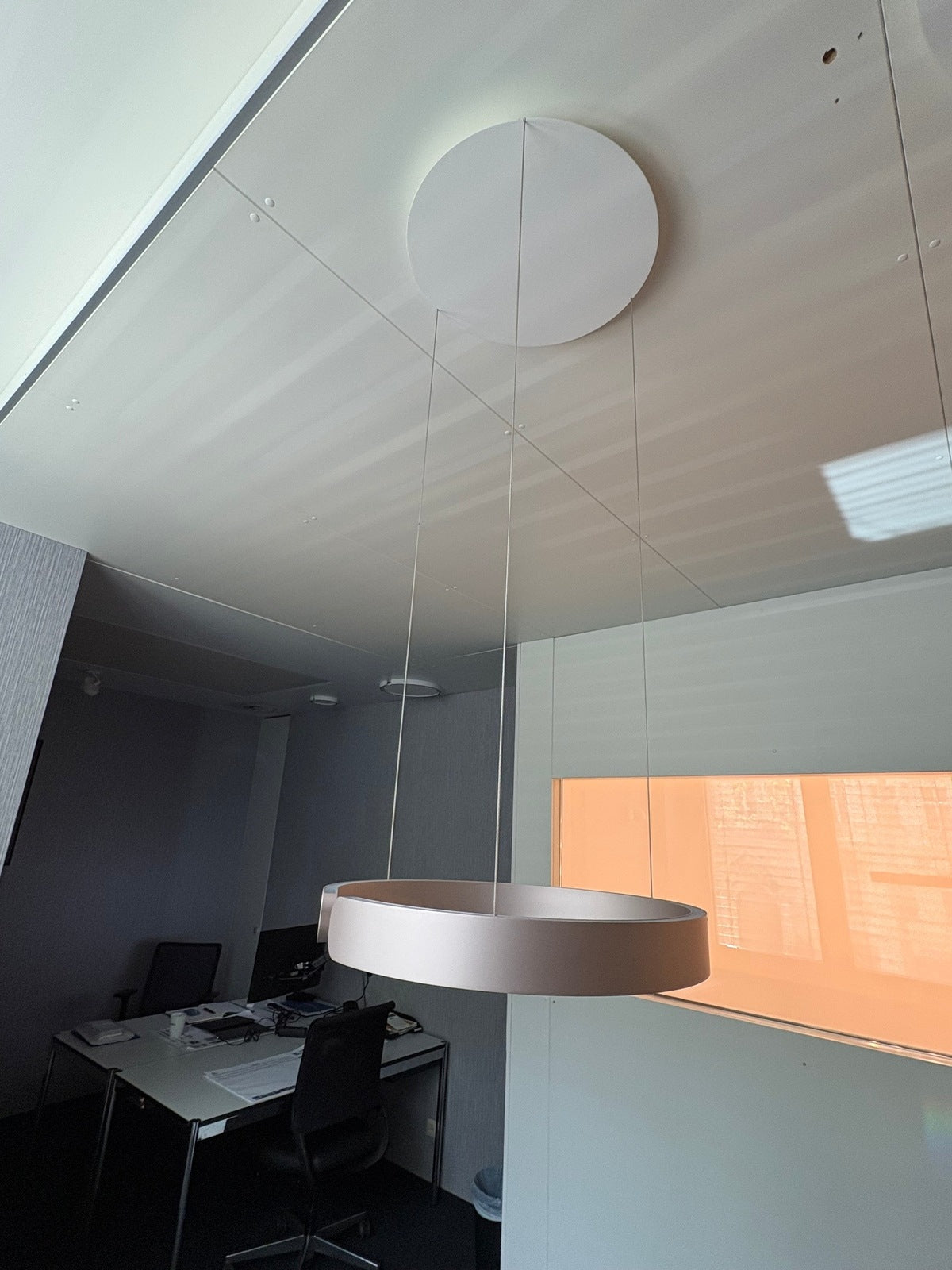 Occhio - Pendelleuchte Mito Sospeso 40 var up table "air" Gold matt - Ausstellungsware