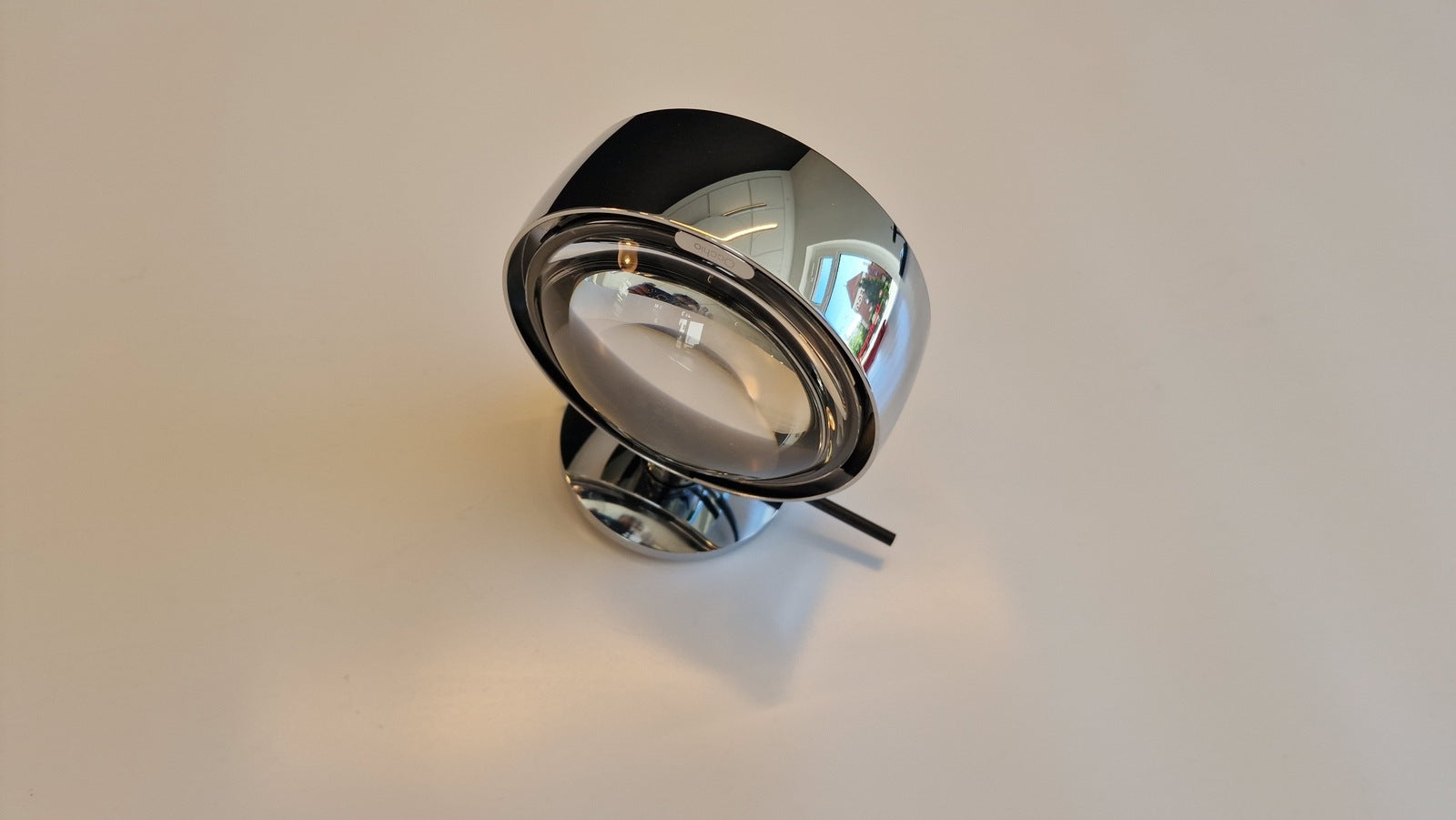 Occhio - Wandleuchte Sento D LED verticale flat Chrom - Ausstellungsware