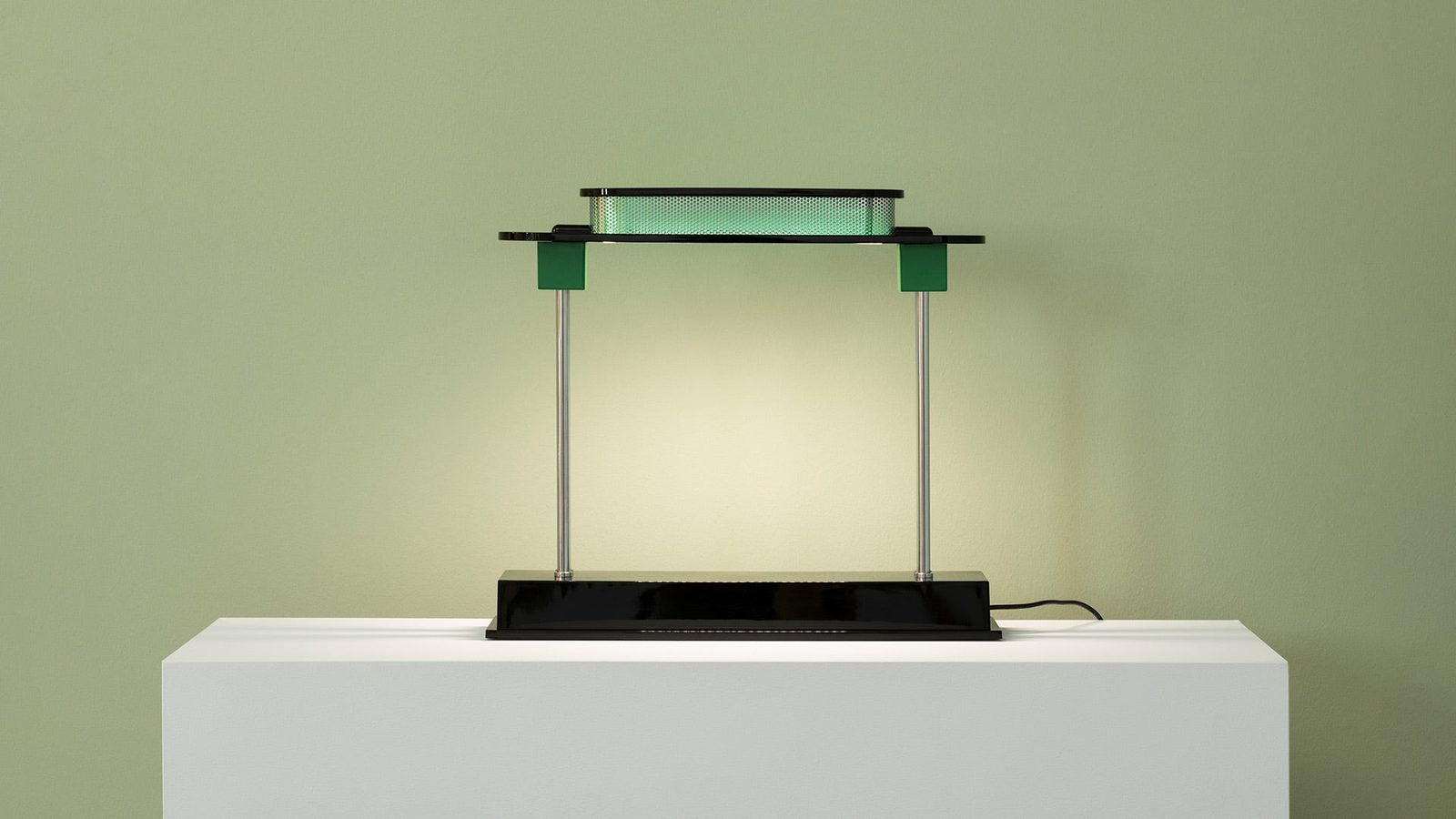 Artemide - Tischleuchte Pausania Ausstellungsware mit leichten Gebrauchsspuren