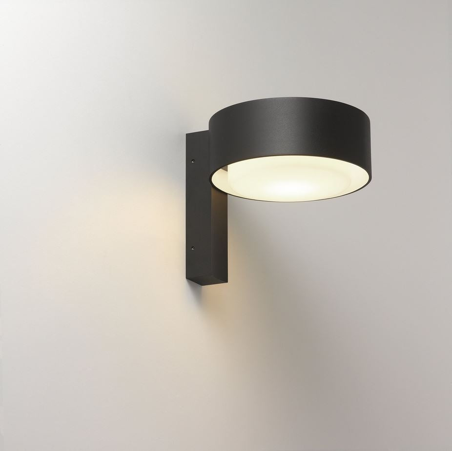Marset - Wandleuchte Plaff-on! A schwarz 2700K IP65